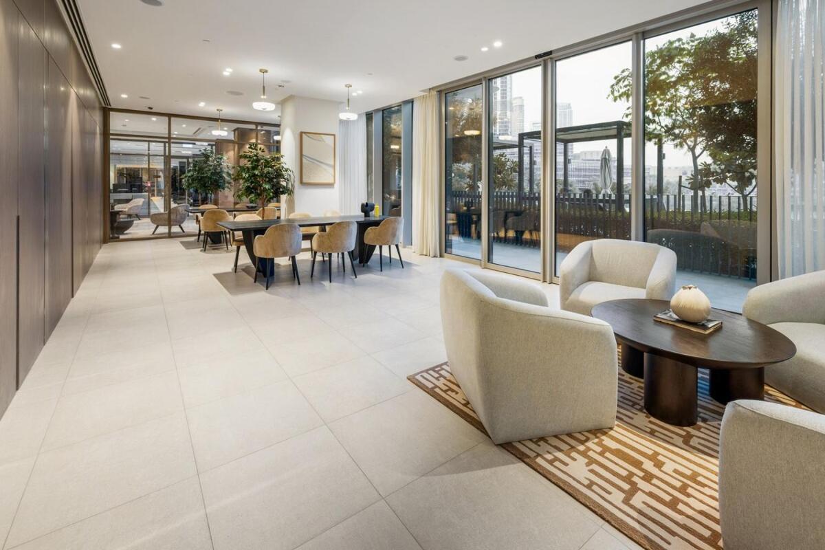 Luxury Just Steps From Mall 2br Grande Dubai