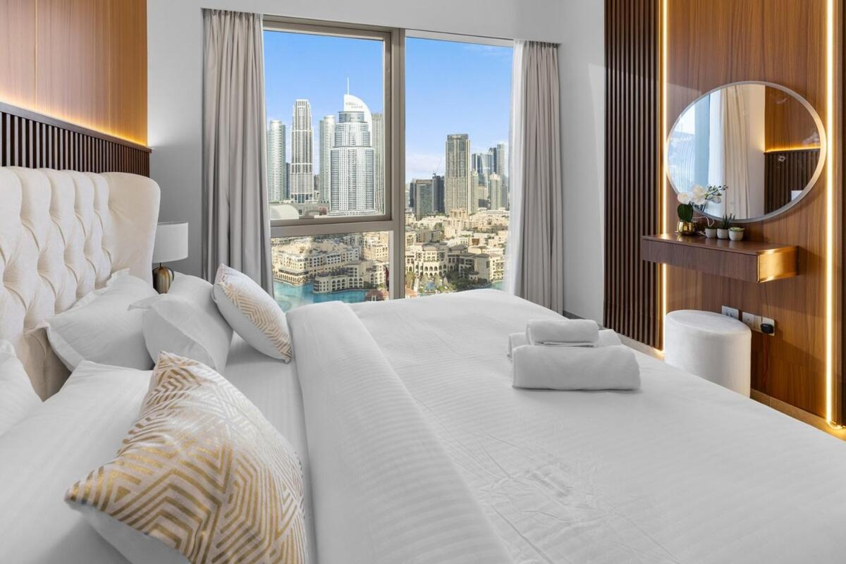 Luxury Just Steps From Mall 2br Grande Apartment Dubai